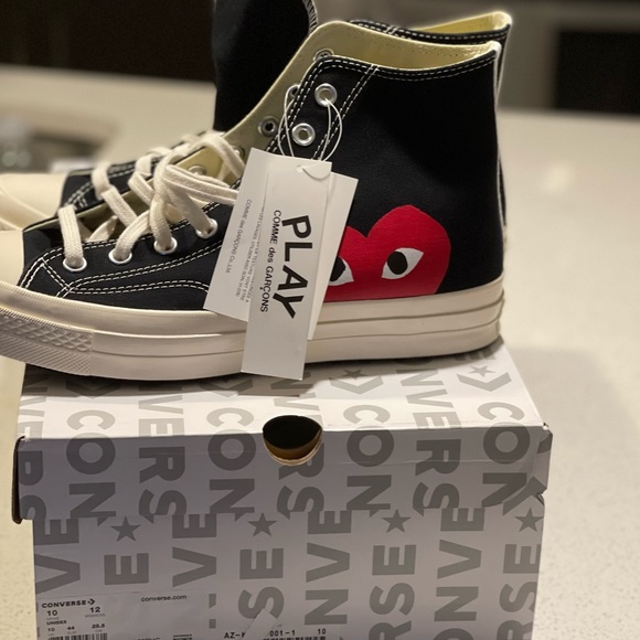 Comme des Garcons PLAY
Peek-A-Boo High-Top Canvas Sneakers - Picture 7 of 8